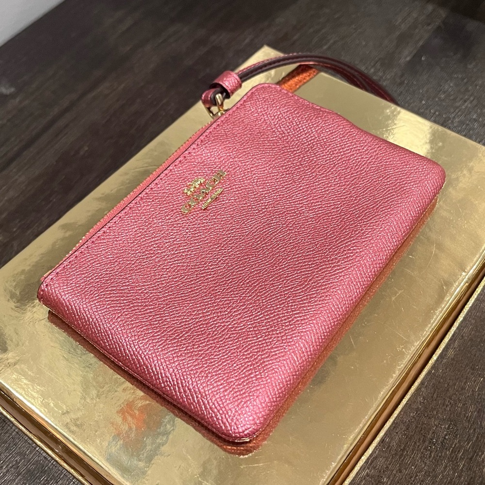 Coach small bag with handle, no stains